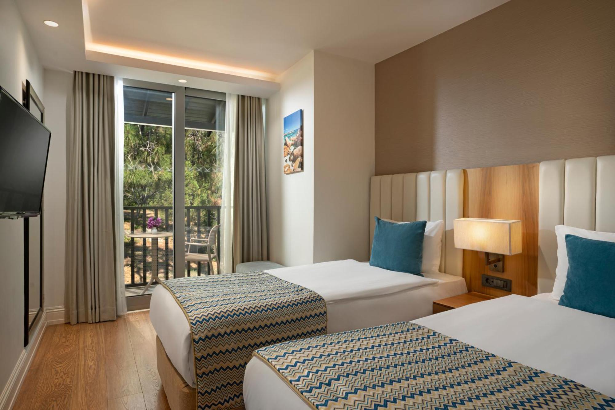 Liberty Lykia Hotel โอลลุนเดนิซ ภายนอก รูปภาพ